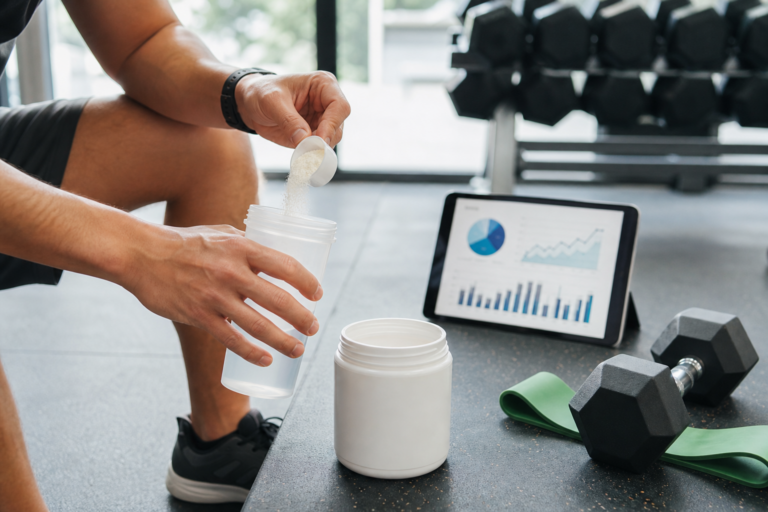 Collagen review gives lifters a useful line between joint support and performance hype